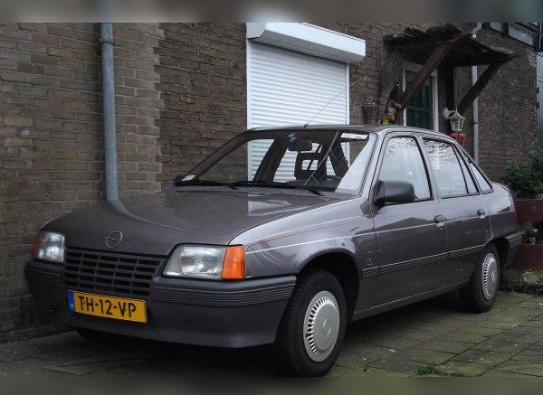 1984 Opel Kadett E cover