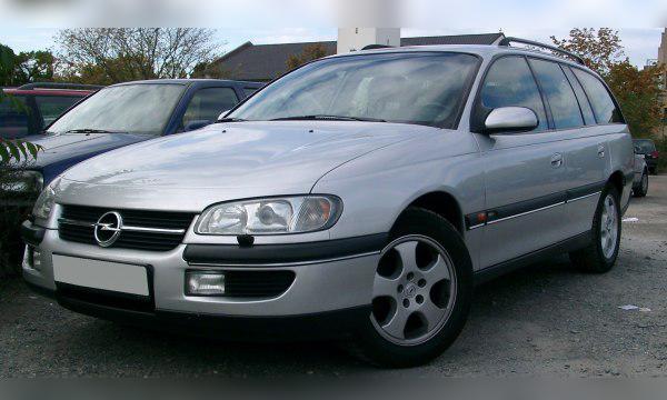 1994 Opel Omega B Caravan cover