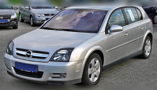 2003 Opel Signum cover