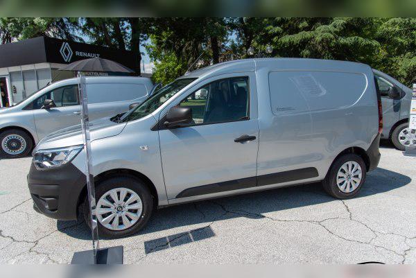 2021 Renault Express II Van cover