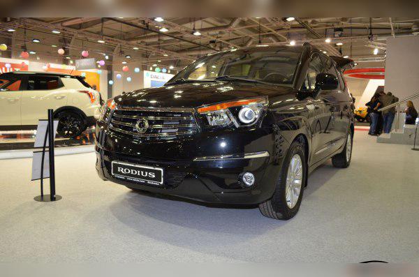 2012 SsangYong Rodius II cover