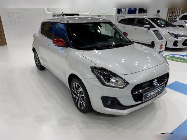 2020 Suzuki Swift VI (facelift 2020) cover