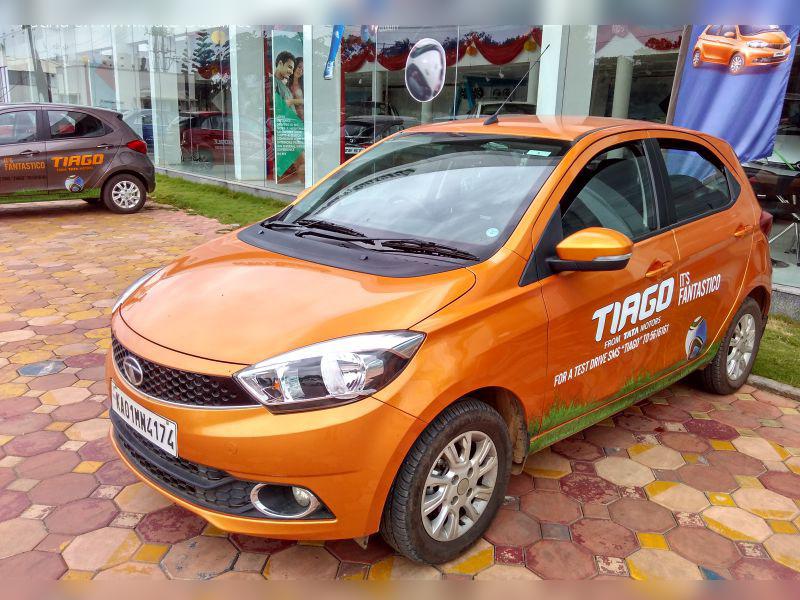 2016 Tata Tiago cover