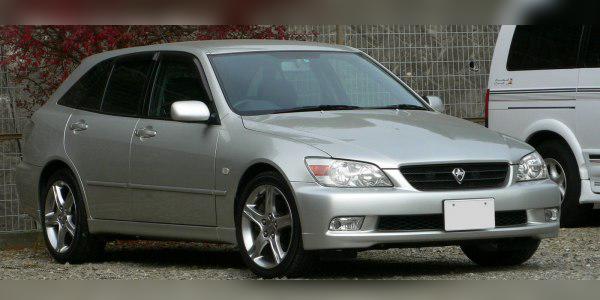 2001 Toyota Altezza Gita cover