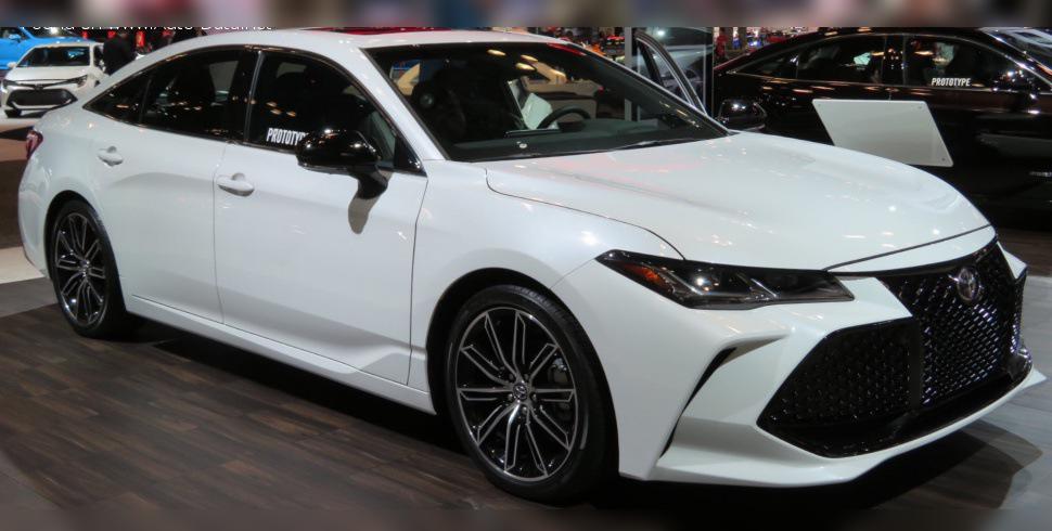 2018 Toyota Avalon V (XX50) cover