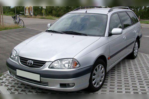1997 Toyota Avensis Wagon (T22) cover