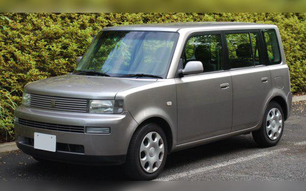 2000 Toyota bB cover