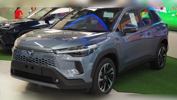 2024 Toyota Corolla Cross (facelift 2024) cover