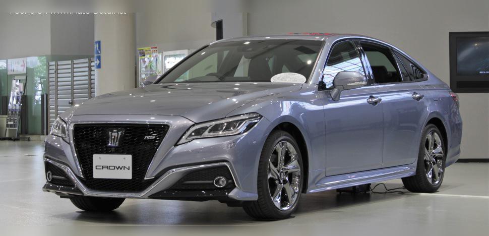 2018 Toyota Crown XV (S220) cover