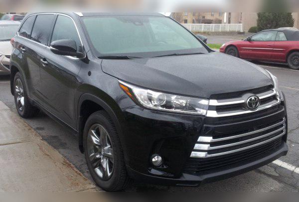 2016 Toyota Highlander III (facelift 2016) cover