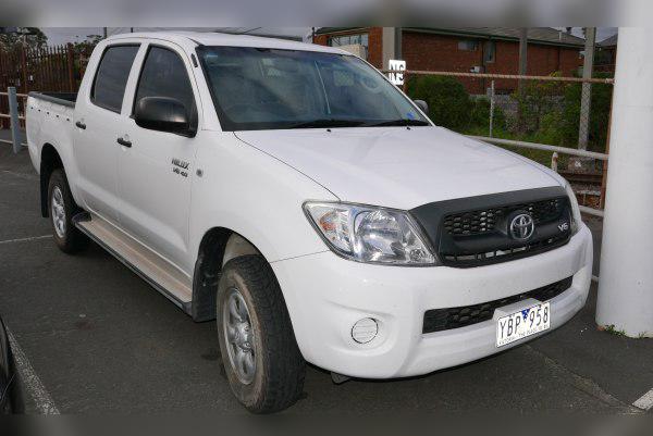 2008 Toyota Hilux Double Cab VII (facelift 2008) cover