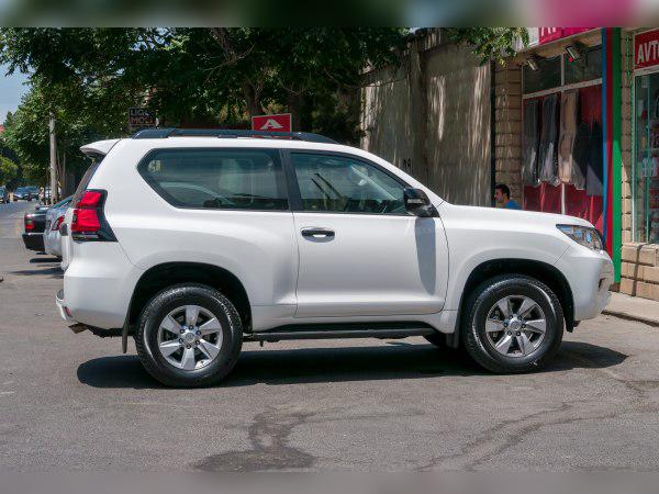 2017 Toyota Land Cruiser Prado (J150, facelift 2017) 3-door cover