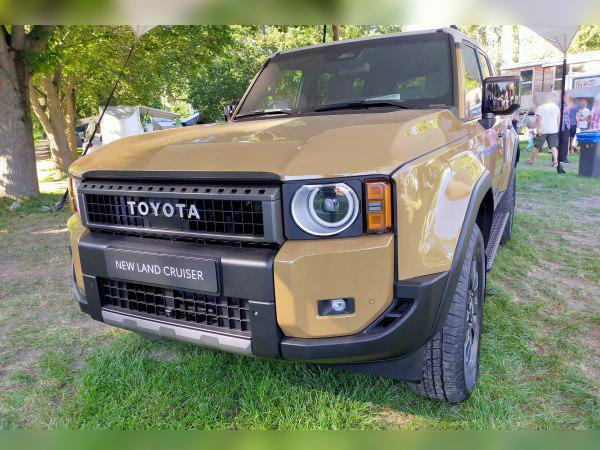 2024 Toyota Land Cruiser Prado (J250) cover