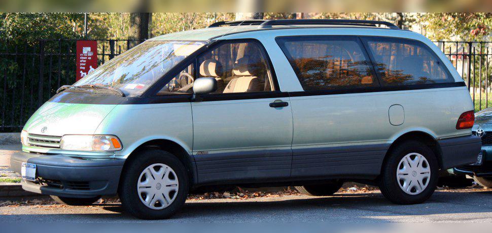 1990 Toyota Previa (CR) cover