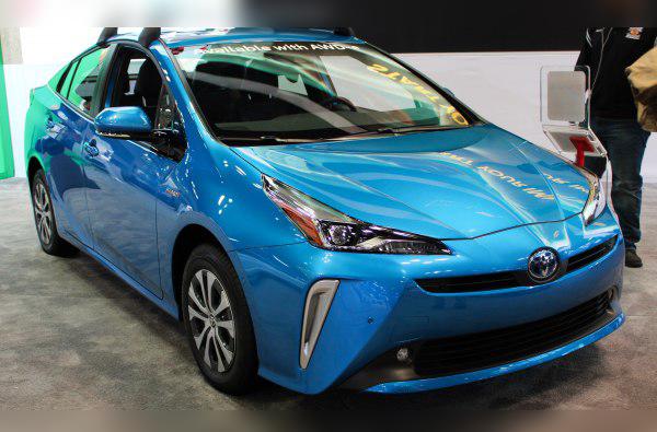 2017 Toyota Prius IV (XW50, facelift 2018) cover