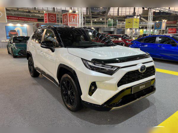 2021 Toyota RAV4 V (facelift 2021) cover