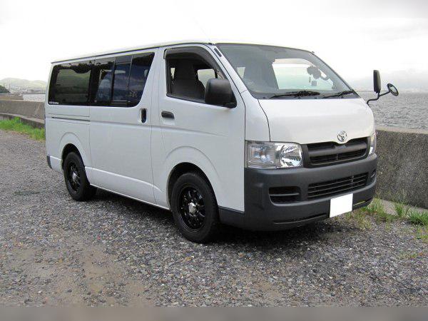 2004 Toyota Regius Ace (H200) cover