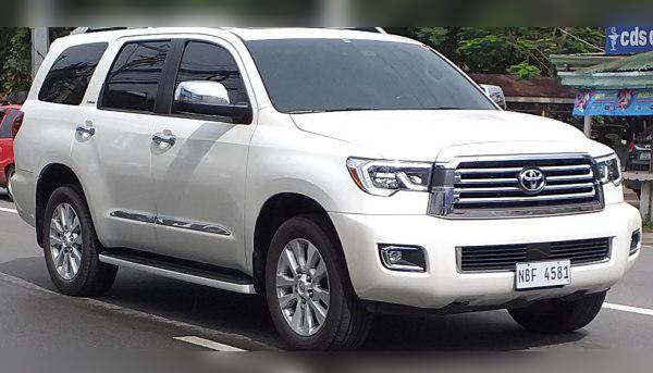 2017 Toyota Sequoia II (facelift 2017) cover