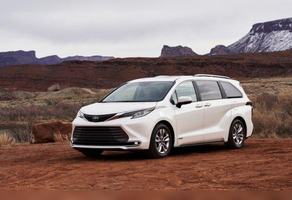 2020 Toyota Sienna IV cover