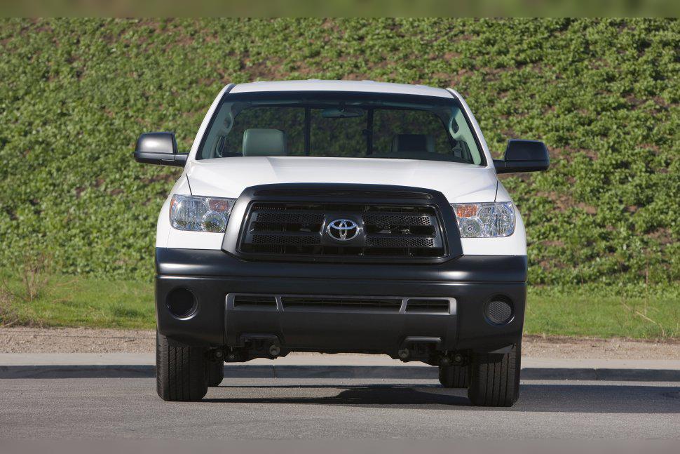 2009 Toyota Tundra II Regular Cab (facelift 2010) cover