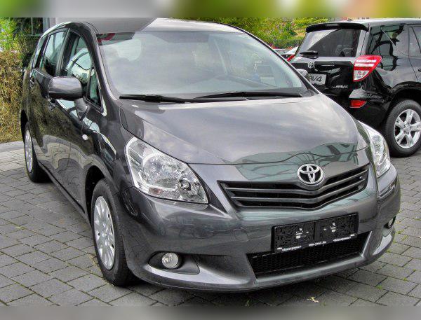 2009 Toyota Verso cover