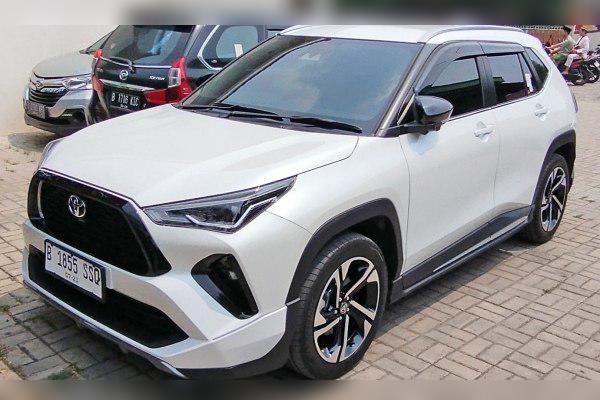 2023 Toyota Yaris Cross (AC200) cover
