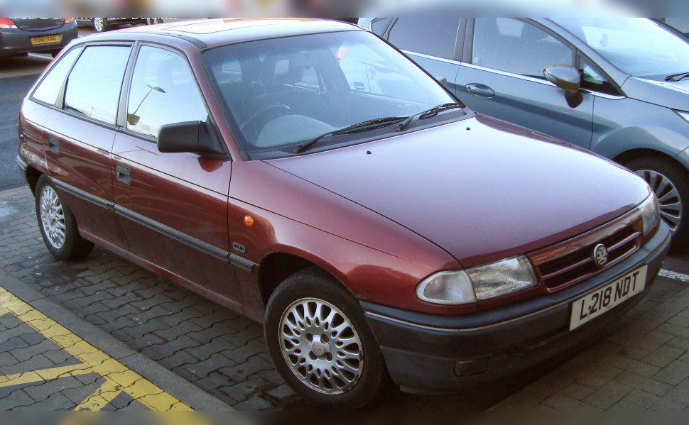 1991 Vauxhall Astra Mk III CC cover