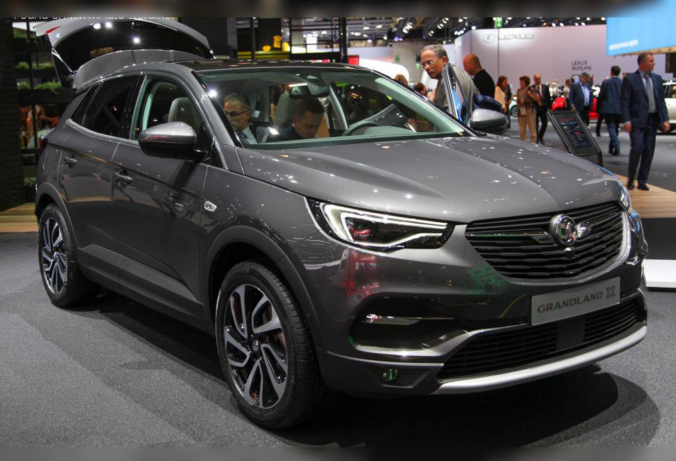 2017 Vauxhall Grandland X cover