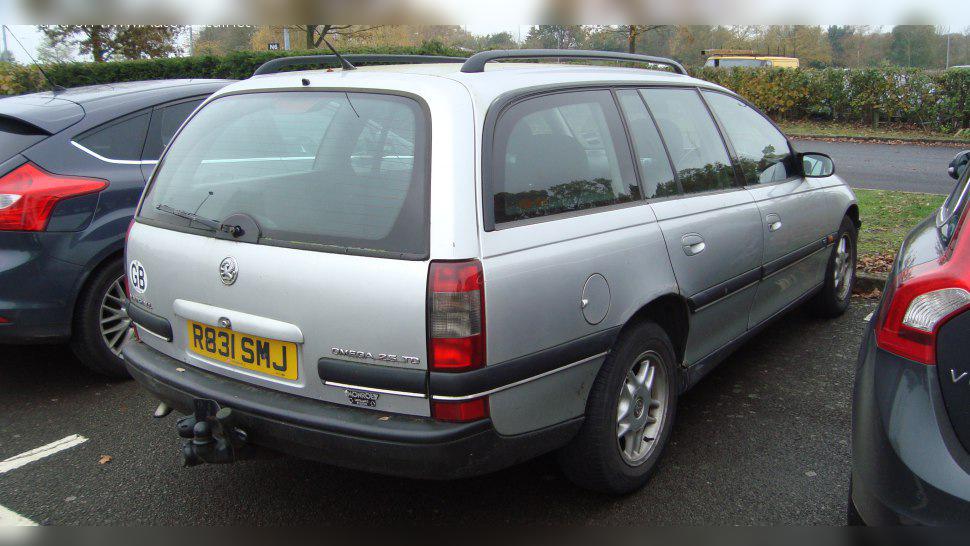 1994 Vauxhall Omega Estate B cover