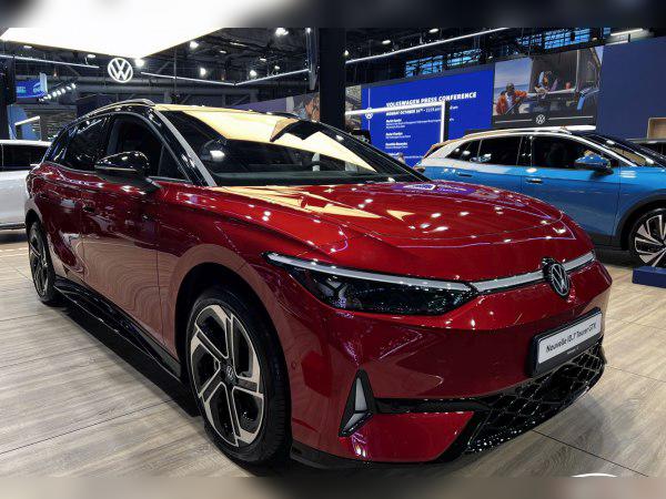 2024 Volkswagen ID.7 Tourer cover