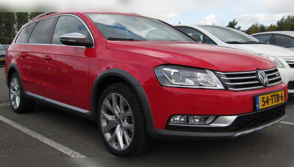 2010 Volkswagen Passat Alltrack (B7) cover