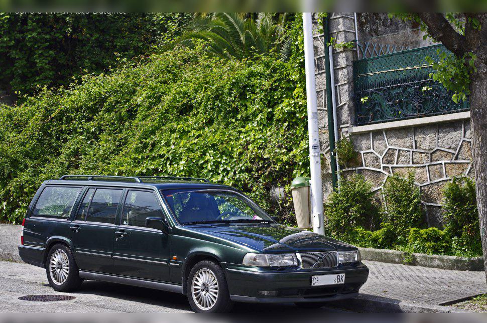 1990 Volvo 960 Kombi (965) cover