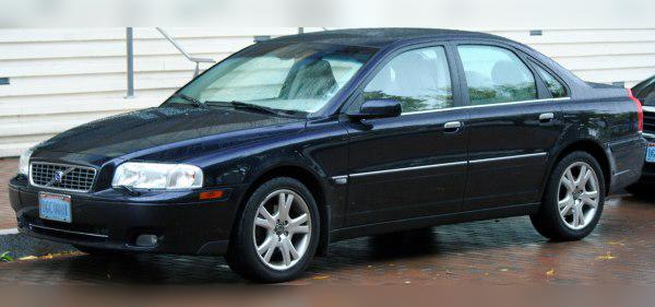 2003 Volvo S80 (facelift 2003) cover