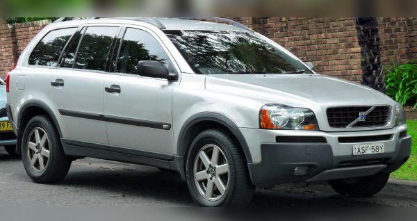 2002 Volvo XC90 cover