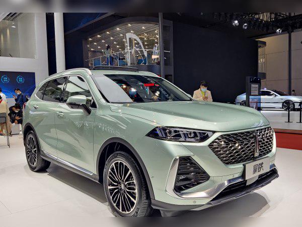 2022 WEY Latte cover