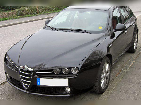 Alfa Romeo 159 Sportwagon cover