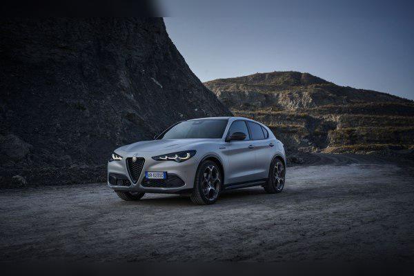 Alfa Romeo Stelvio (949, facelift 2022) cover