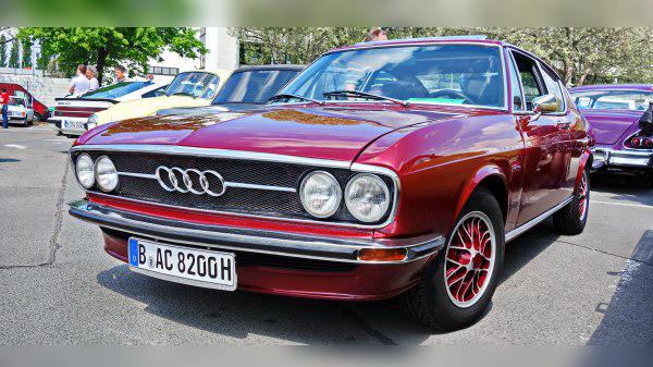 Audi 100 Coupe S cover