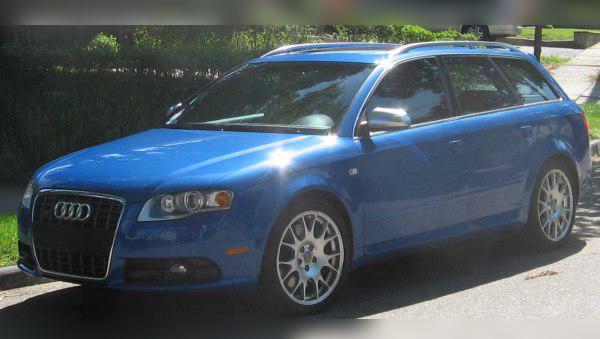 Audi S4 Avant (8E,B7) cover