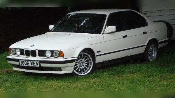 BMW 5 Series (E34) cover