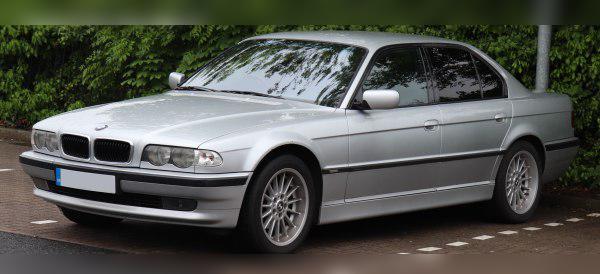 BMW 7 Series (E38, facelift 1998) cover