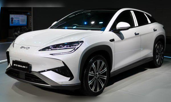 BYD Sealion 7 cover