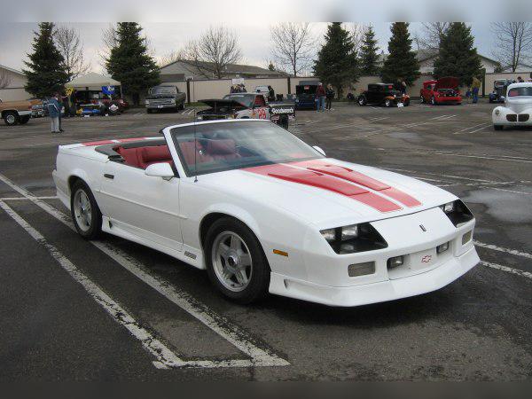 Chevrolet Camaro III (facelift 1991) Convertible cover