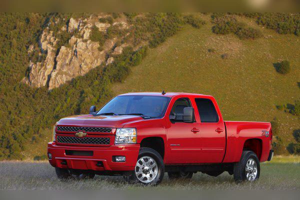 Chevrolet Silverado 2500 HD II (GMT900, facelift 2011) Crew Cab Standard Box cover