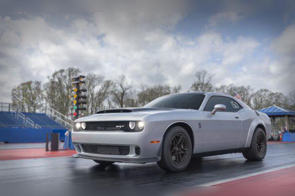 Dodge Challenger III (facelift 2014) cover