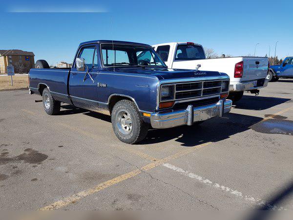 Dodge Ram 150 Conventional Cab (D/W, facelift 1990) cover