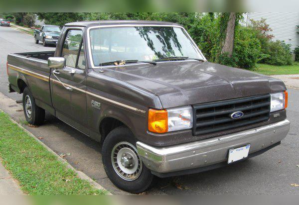Ford F-Series F-150 VIII Regular Cab cover