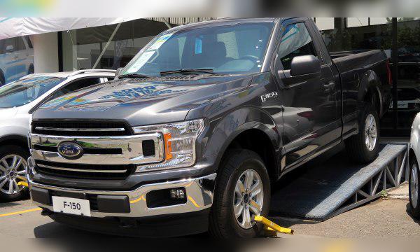 Ford F-Series F-150 XIII Regular Cab (facelift 2018) cover