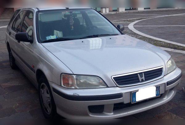 Honda Civic VI Wagon cover