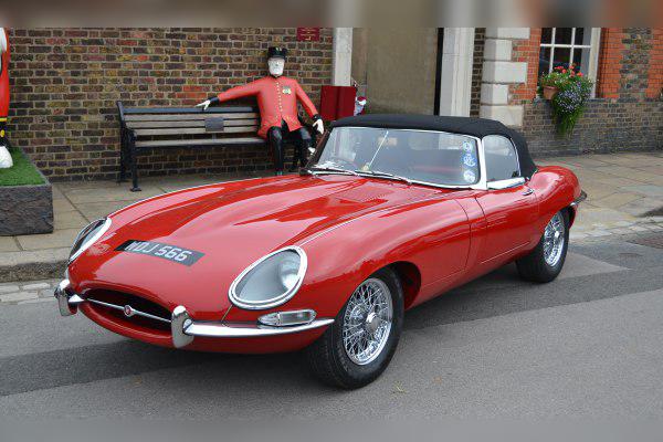 Jaguar E-type Convertible cover